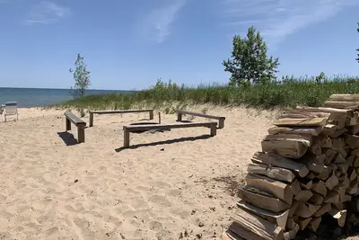 Image de Cottage Cove · Lake Huron Beach Cottage No. 3