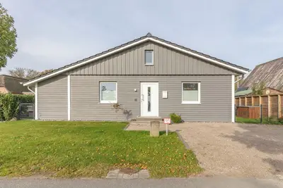 Image de Vacation home Fascherhus in Risum-Lindholm for up to 6 people