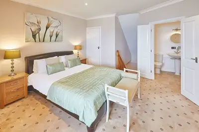 Host & Stay | Sea View @ 44