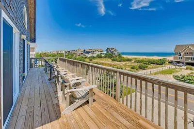 Image de Semi-Oceanfront Dog Friendly w/ Saltwater Pool, Hot Tub, Game Room, Volleyball