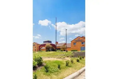 Image de Fabulous Ocean Front Home on private bay