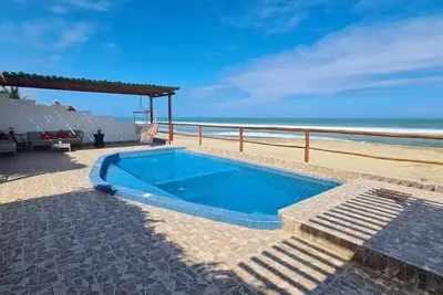 Image de Bungalow with pool and in front of the sea fully equipped for 07 people