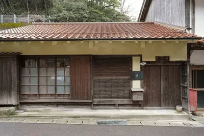 Image de An old folk house in the back alley of a hot sprin / Oda Shimane