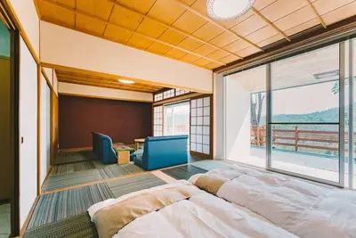 Image de Blue Spring Villa  Mansion in the forest  - Blue Spring Villa / Okayama Okayama