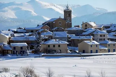 Image de T2 cosy 4 pers, skis aux pieds, parking, wifi, centre des Angles