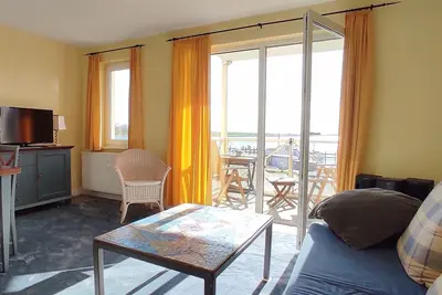 Image de Vacation apartment \"Auszeit\" with a view of the harbor in Kirchdorf on the island of Poel