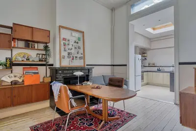 Image de 0)Vintage Heaven 55m2 w/4. 5 m ceiling Full kitchen