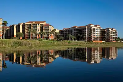 Image de Enjoy resort living and water park in your own backyard!