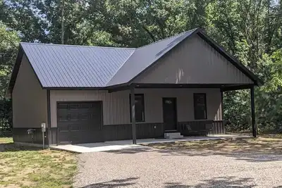 Image de Home-Fishing, Hunting, hiking, golf, skiing, Atv's, Snowmobiling, Beach.