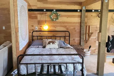 Maggie’s Barn & Bunkhouse