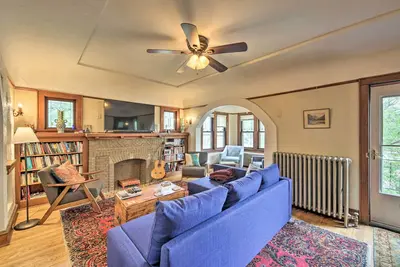 Image de Chic Milwaukee Apartment in Hip Neighborhood!