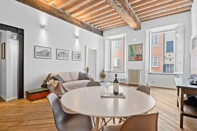 Image de Palazzo della Pilotta Roomy and Quiet Flat