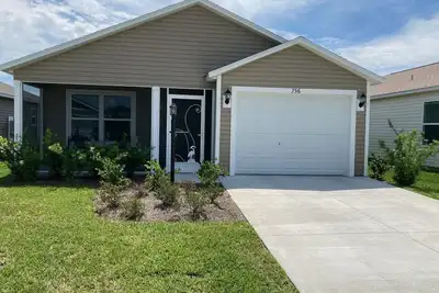 Image de Fully Furnished Brand New Villa in Village of St. Catherine's with Cart