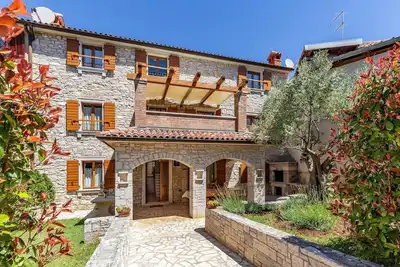 Image de Belle maison à Medulin avec WiFi