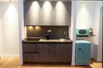 Image de New Quiet Central Flat - Photographer's House