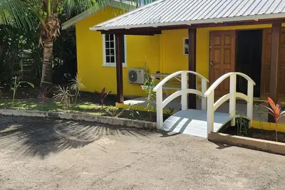 Image de We are 2 mins walk from the sea great for surfers and 10 mins from Freights bay!