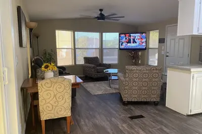 Image de Relaxing Foothills Home Rv Hookup and Parking