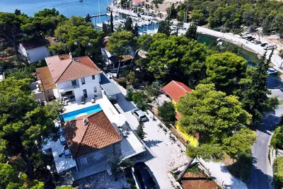Image de ➤Exclusive vacation home \"Villa Marumare\", new build 2021, pool, only 300 m to the beach
