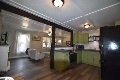 Image de Altitude Adjustment - A cozy two bedroom cabin