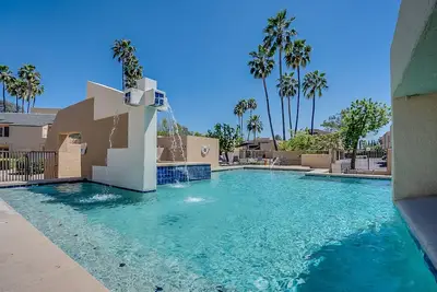 Image de Cozy Condo with all new furniture! New low rates for Spring 2026!