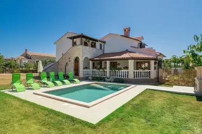 Image de Superbe maison à Barban avec WiFi