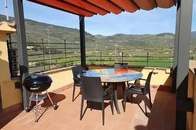 Image de Tower house with panoramic terrace