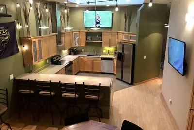 Image de Spacious 3 Br 2 Bath Sleeps 10 Downtown St. Peter