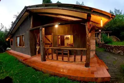Image de Andean forest cabin (cabaña luna) (hacienda)