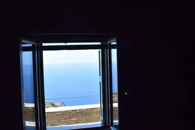Image de Stone House with sea viewĂą
