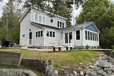 Image de Maine Lake Cottage on Beech Hill Pond near Bar Harbor and Acadia National Park