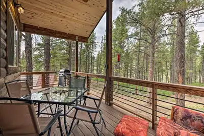 Image de 'Cabin at the Little Ranch': Hiking On-Site!