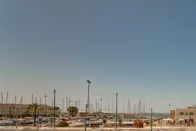 Image de Right House Sur Le Port