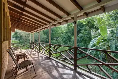 Image de Comfortable Garden House w/ Private Bathroom, Kitchen, & Porch w/ Hammock