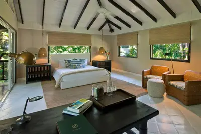 Image de Air-Conditioned King-Bed Suite w/ Amazing Views, Balcony, & WiFi