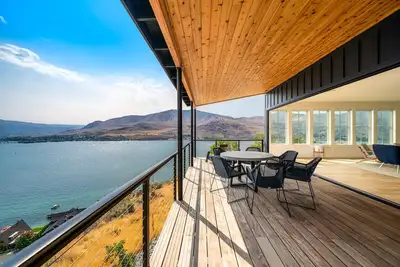 Image de Welcome to Wicked Smaht at The Lookout at Lake Chelan