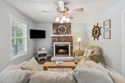 Image de Welcome to Forest Lakehouse at Lake Cumberland – Your Ideal Cabin Retreat!