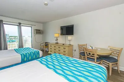 Image de Sea Mist Resort 51205  Double Beds Full Kitchen!