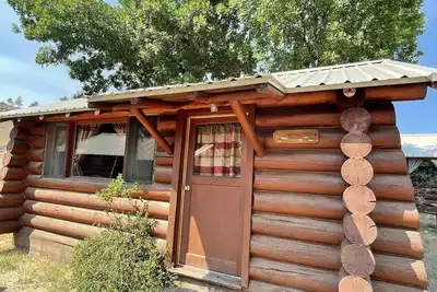 Image de Cozy Log Cabin #3 on Beautiful Canyon Ferry Lake