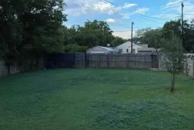 Image de Charming 2 Bedroom, 1 Bathroom House in Alberine. Close to where you want to go!