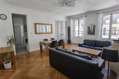 Image de 3 Pieces 4****, Au Coeur Du Quartier Historique De Versailles