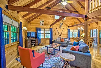 Image de Massanutten Resort Log Cabin w/ Mountain Views!