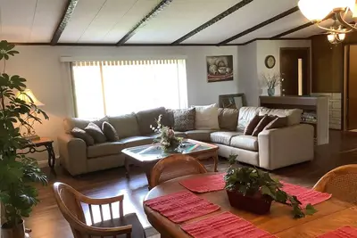 Image de Neat Retreat, Fast WiFi, Ski Sipapu, Hike, Fish, Hunt, \nWineries, pet friendly
