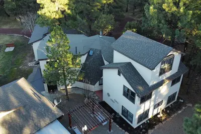 Image de Perfect Getaway in the Pines! Golf, Lake and Downtown Williams in under 5 min!