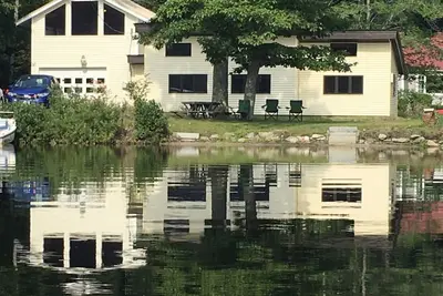 Image de Dragonfly Cottage on Beautiful Mountainview Lake