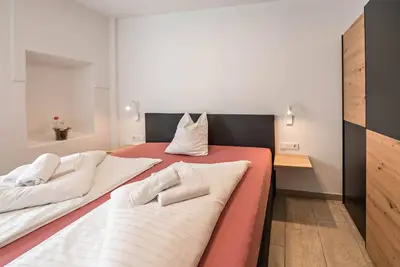 Appartement de vacances \"Sarah\" avec vue sur les montagnes, sauna, Wi-Fi et terrasse