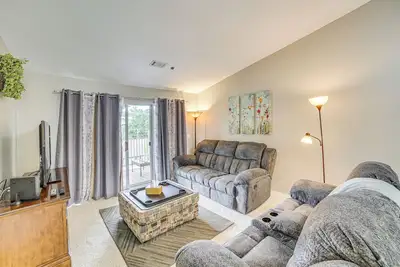 Image de 3 Mi to Branson Strip: Condo w/ Balcony!