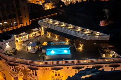 Image de 11 Bedroom Villa in the Old City