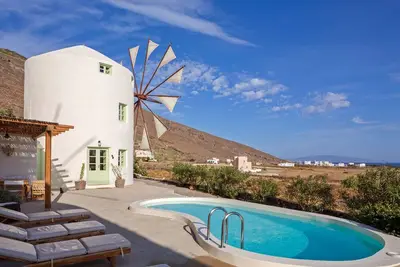 Green Windmill Santorini luxury villa with private pool and sea view