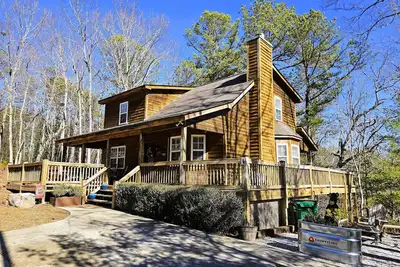 Image de Rosen Retreat - Innsbruck Golf Community - Downtown Helen, Ga