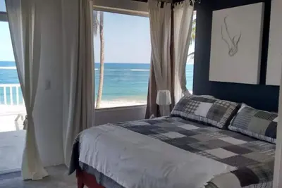 Image de 1bd/1bth oceanfront condo right on kite beach! Perfect for surfers